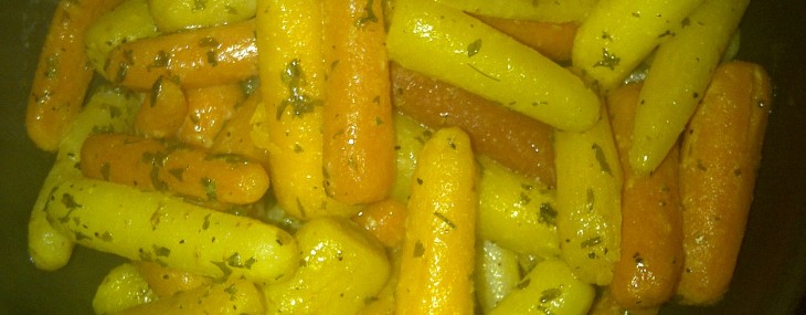 Maple Glazed Parslied Baby Carrots